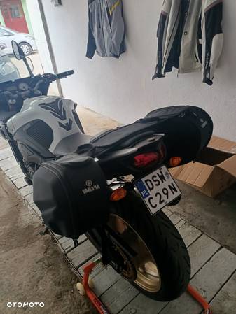 Yamaha FZ - 13