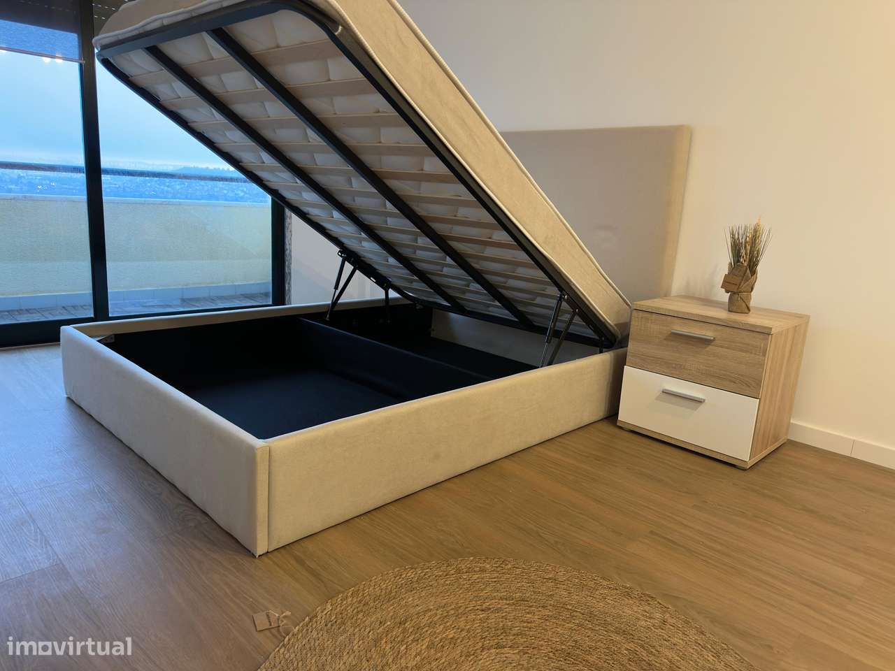 Alugo quartos em casa na Amadora - Grande imagem: 5/12