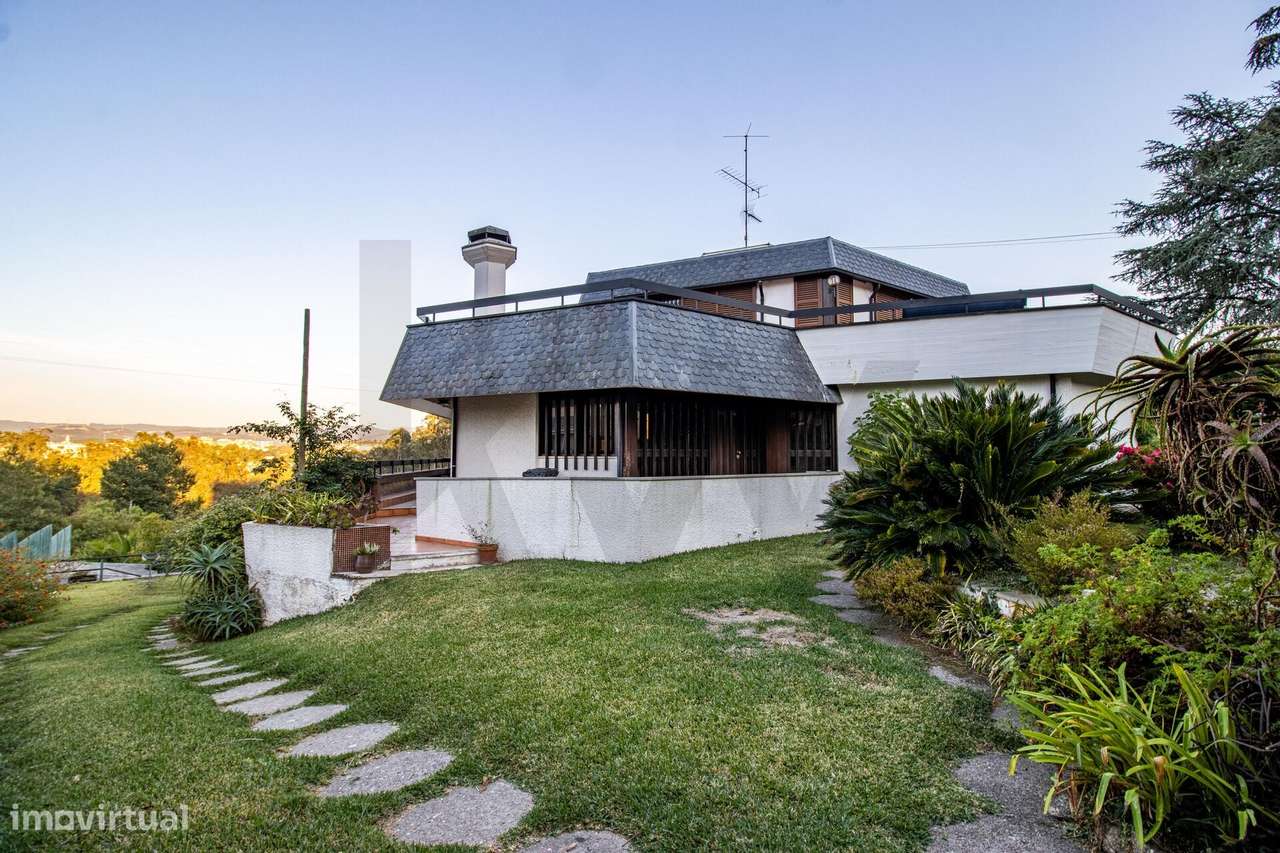 Moradia com excelentes áreas numa das melhores zonas de São João da Ma - Grande imagem: 4/39