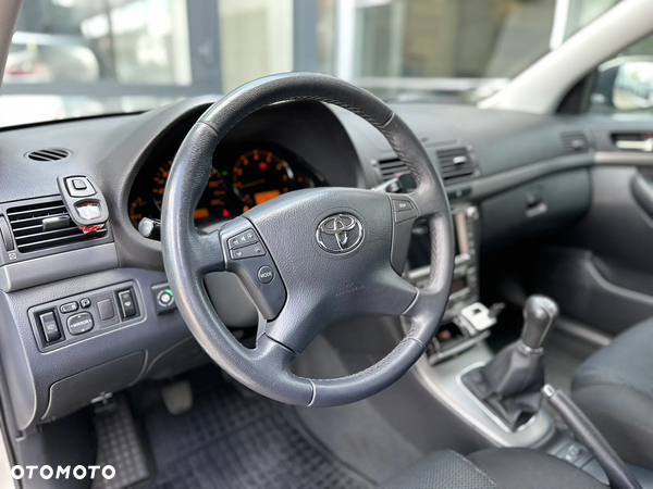 Toyota Avensis 2.0 VVT-i Sol plus Premium - 16