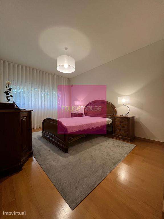 Apartamento T 3 Colégio D. Diogo de Sousa, no Centro da CIdade-12