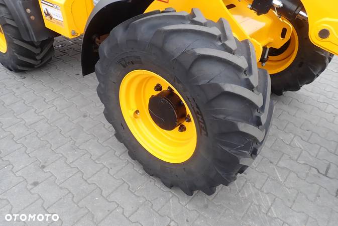 JCB TM 220 STAGE V - 8