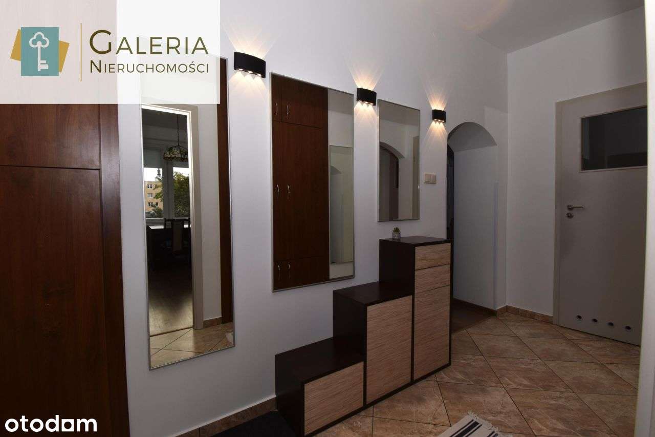 3 pokoje, II piętro w centrum parking za szlabanem-17