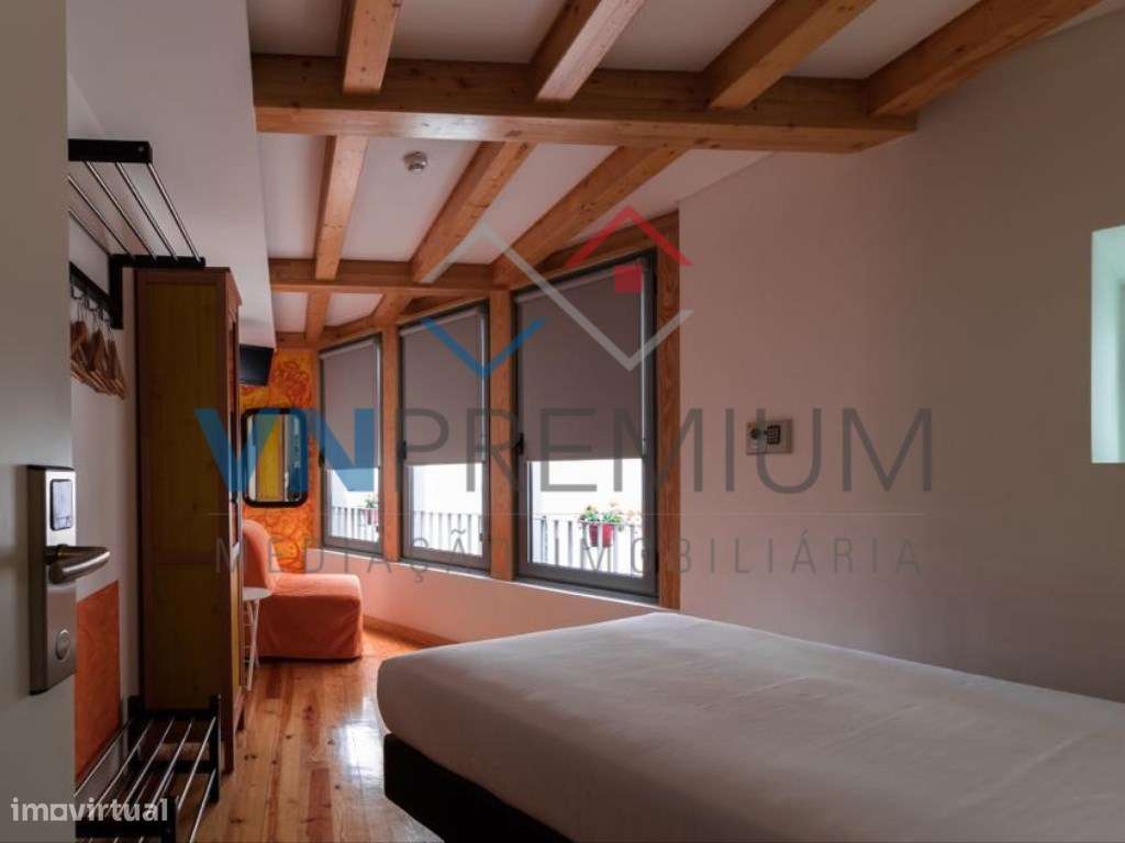 Charmoso Hostel a venda em Lisboa junto ao terminal dos Barcos de C...-16