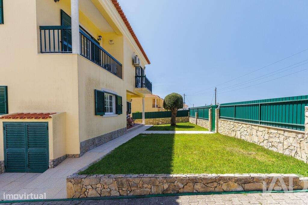 Casa / Villa T4 em Mafra-32