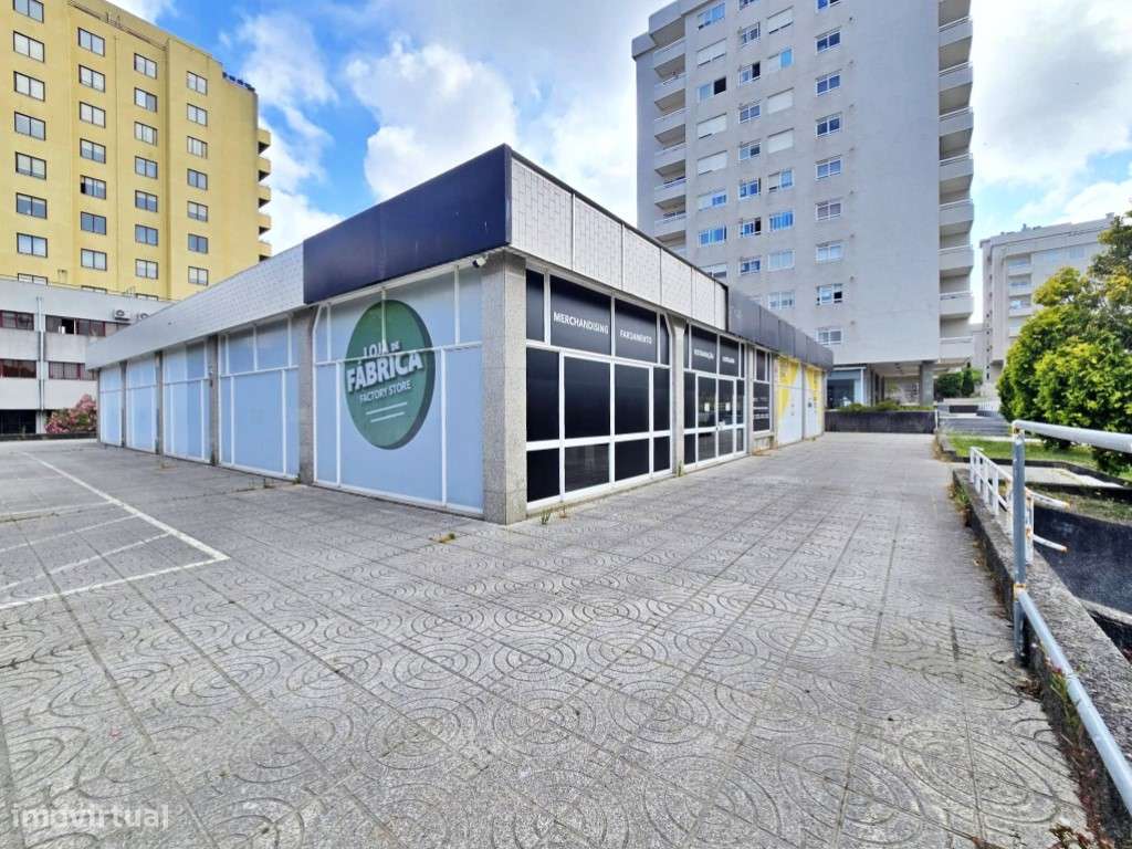 Loja no centro do Porto - Grande imagem: 2/18