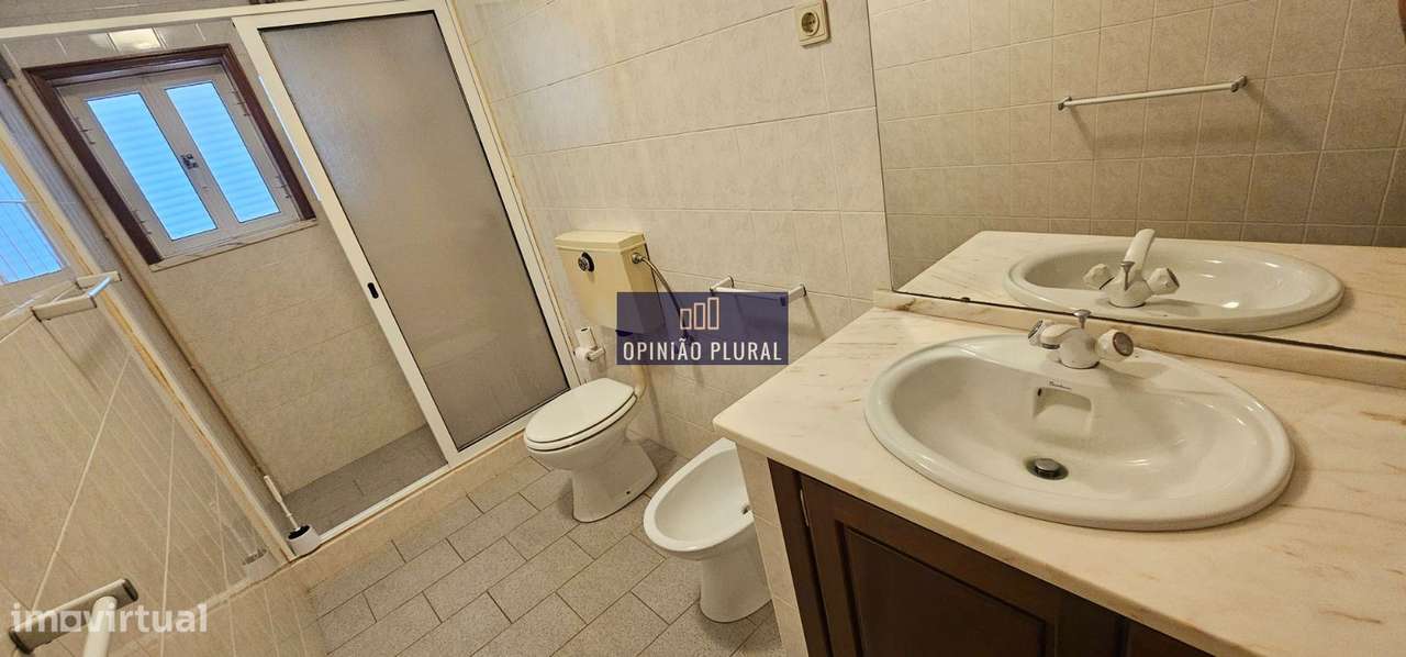 Moradia Exclusiva T4 com Piscina | Conforto e Elegância em Sanfins ...-25