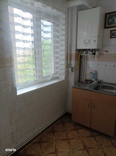 Apartament cu 2 camere decomandat-etaj2-Minerului Deva