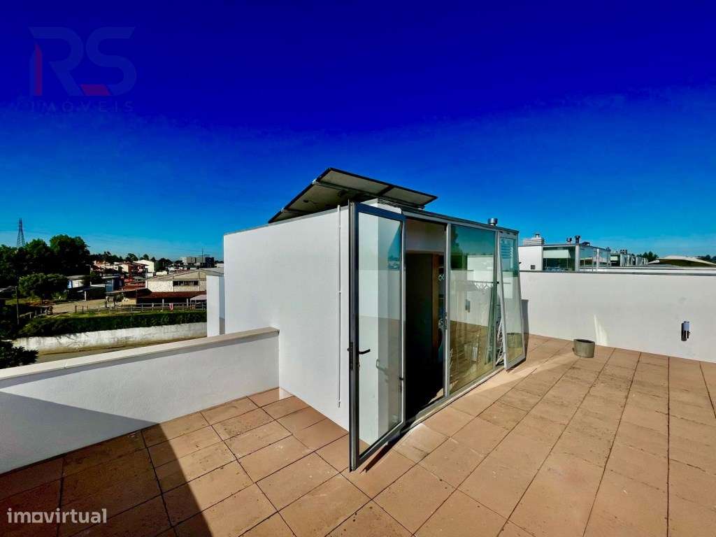 Moradia condomínio fechado T5-27