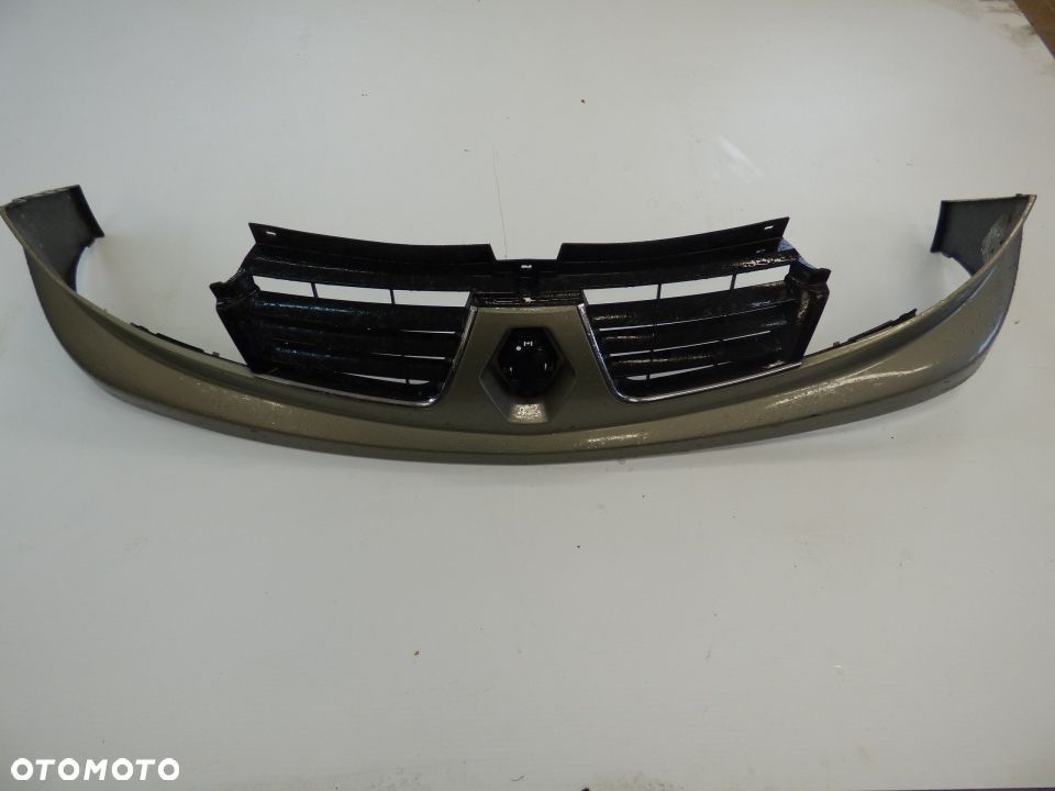 GRILL RENAULT TRAFIC LIFT 07- - 1