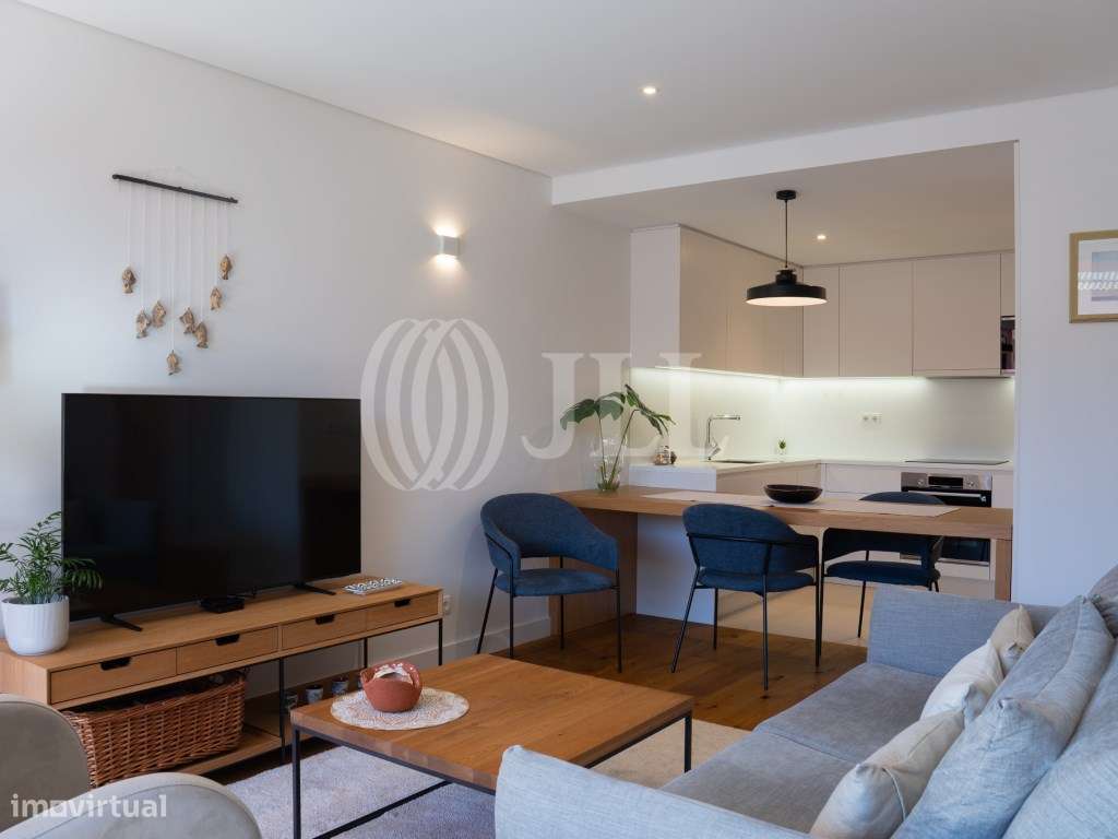 Apartamento T1, com estacionamento e varandas, Algarve-6