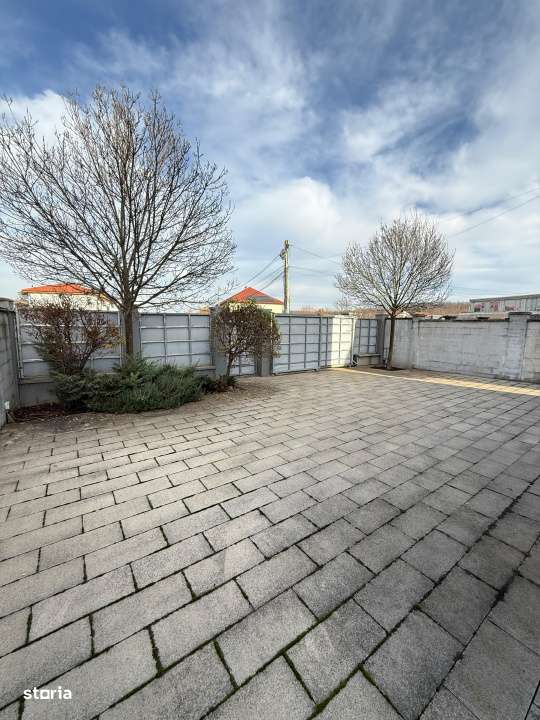 De vanzare - casa individuala in Dumbravita, langa padure | Comison 0 - Imagine principală: 2/19