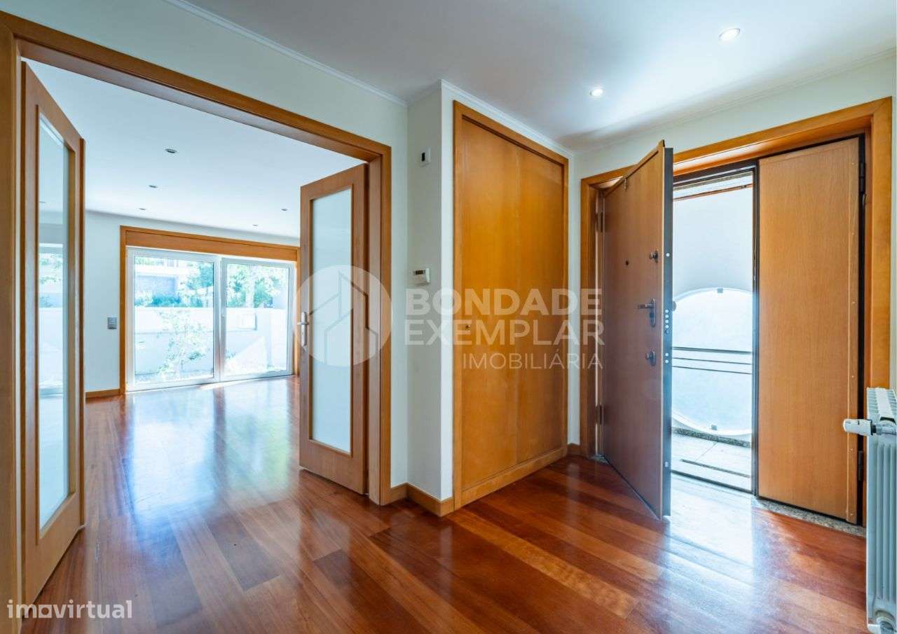 Excelente Moradia V4 - Quinta de Lousã - Valongo-8