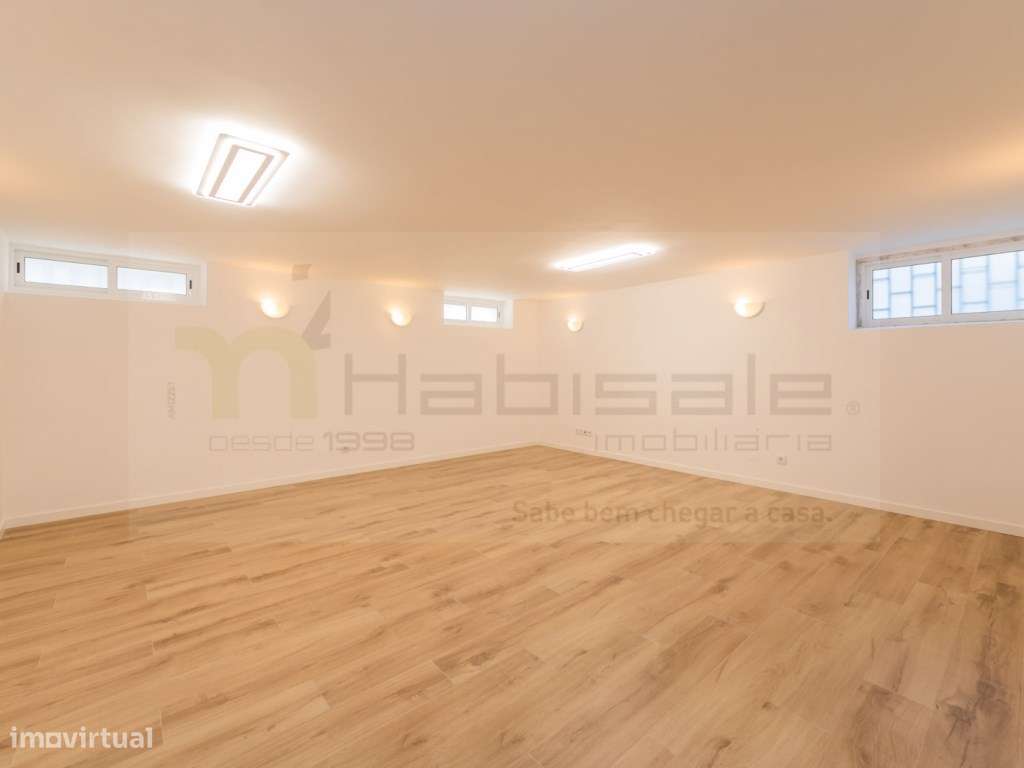 T3 Duplex, Totalmente Remodelado, com 135 m² | Murtal - Parede-35