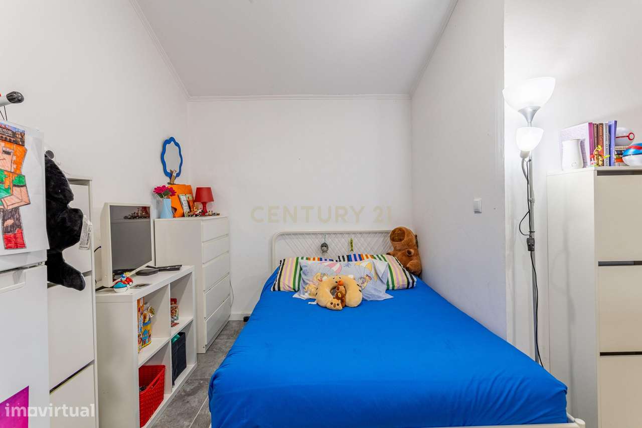 Moradia T1 em Bucelas, Loures - Oportunidade Única!-9