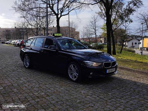 BMW 318 d DPF Touring - 21