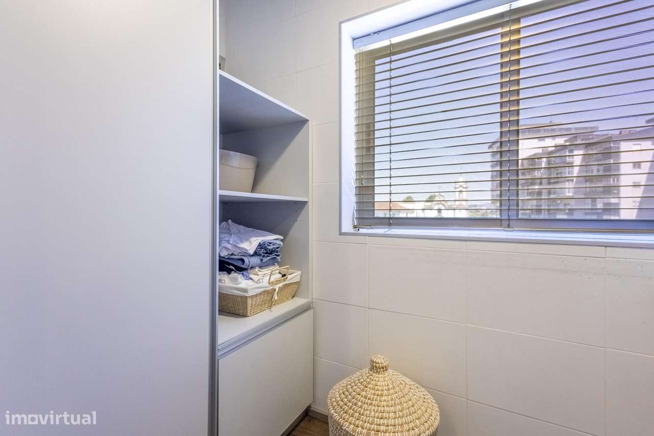 Excelente apartamento T3 no centro da Trofa-19