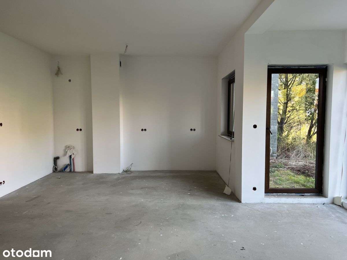 Segment z garażem w bryle budynku-16