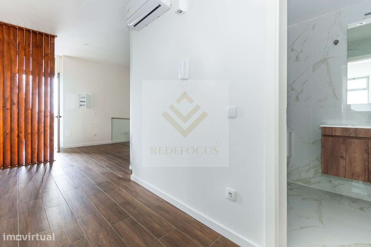 T2 duplex renovado com 122m² em Argoncilhe-5