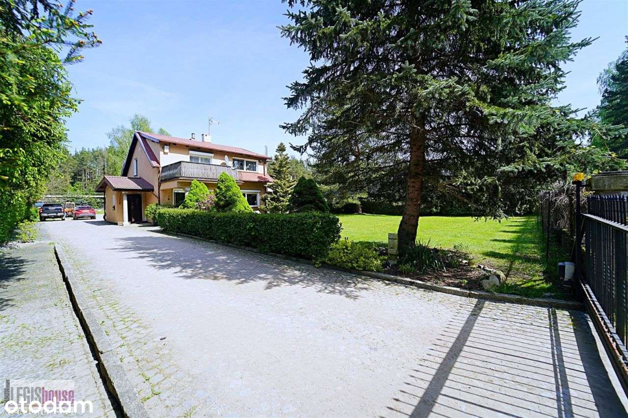 Obiekt O Funkcji Handlowo - Usługowej* Hala* Dom-15