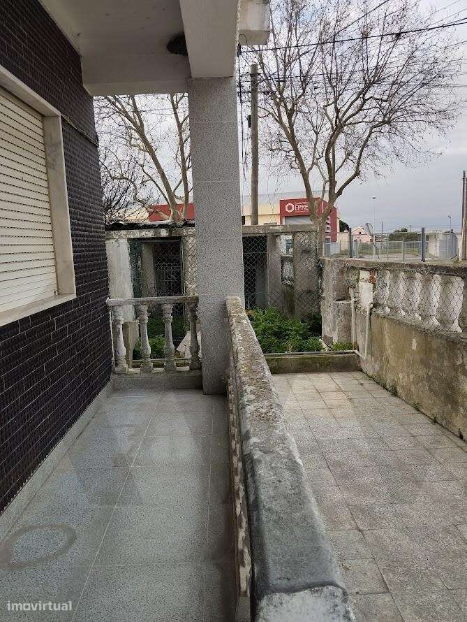 Moradia T3 no Chão Duro, Moita - Grande imagem: 3/53