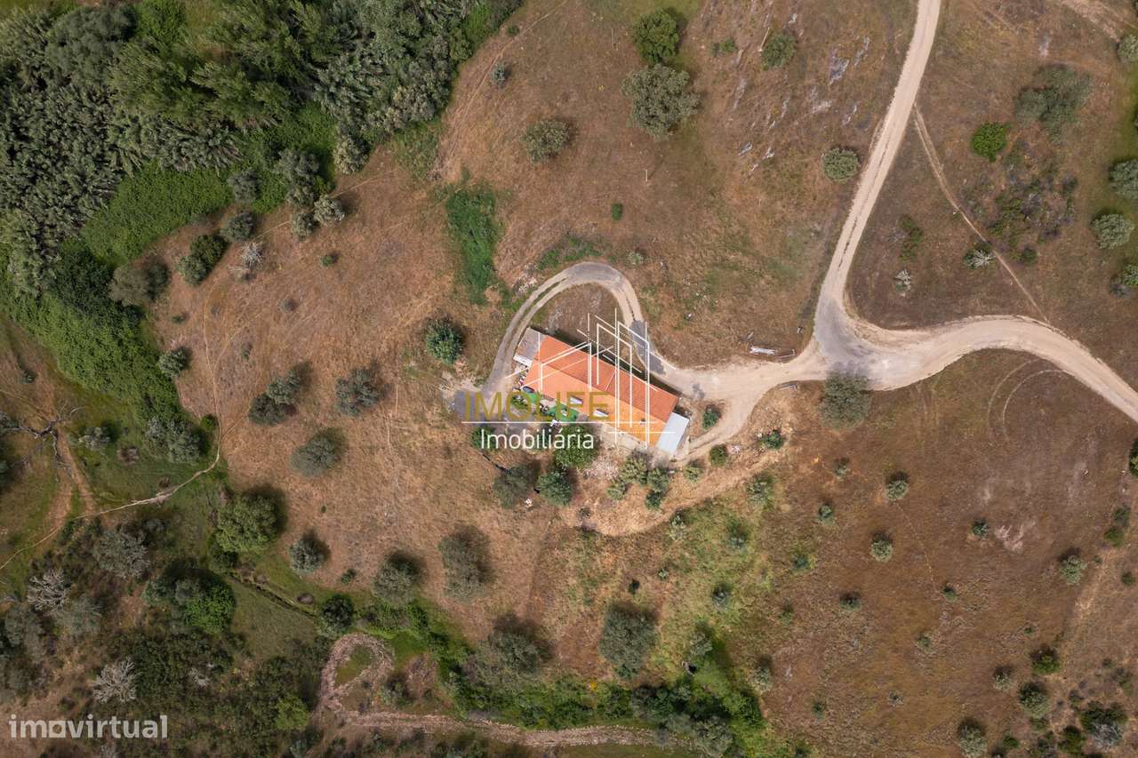 Monte das Parreiras com 2ha em Malarranha-23
