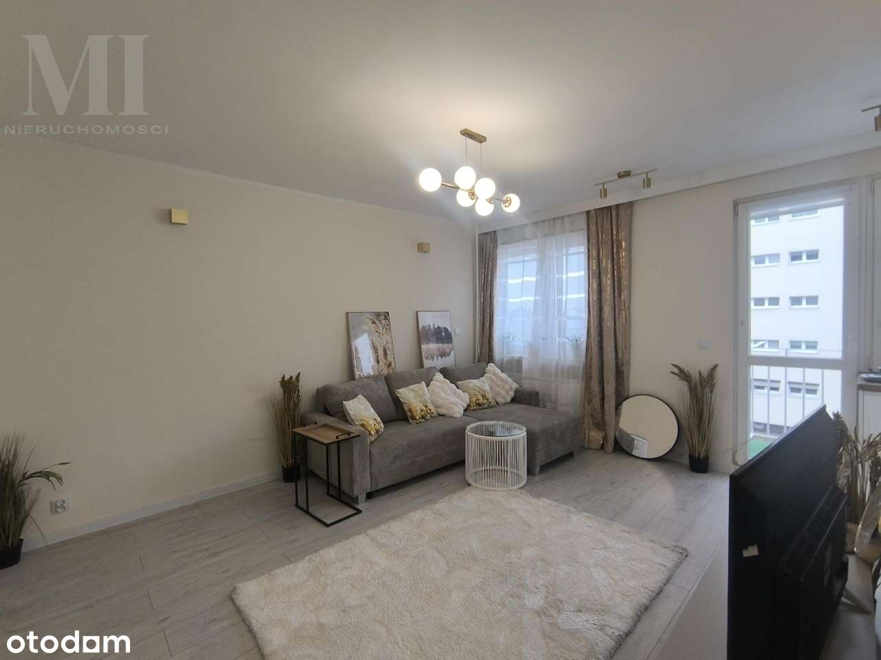 Mieszkanie - kawalerka z balkonem w Koninie-1