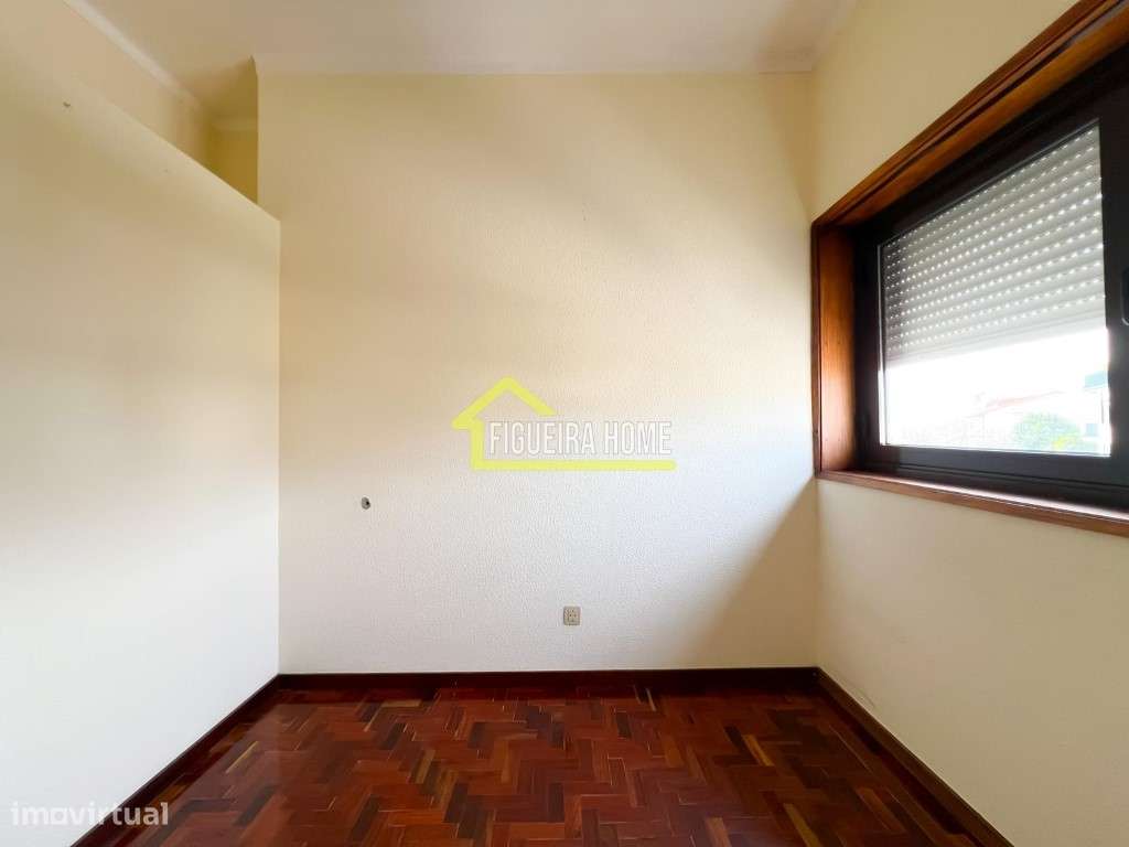 Andar de moradia com 4 quartos, garagem e anexo-7