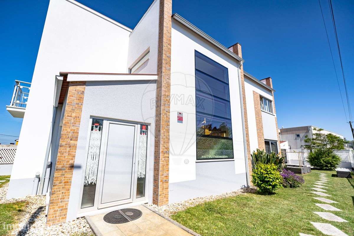 Moradia T3 para venda - Grande imagem: 2/50