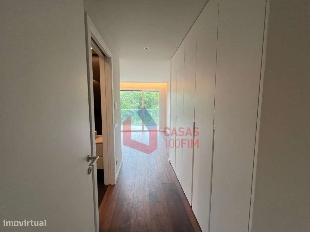 T3 duplex de luxo em Leiria com terraço, jacuzzi e vista panorâmica...-5