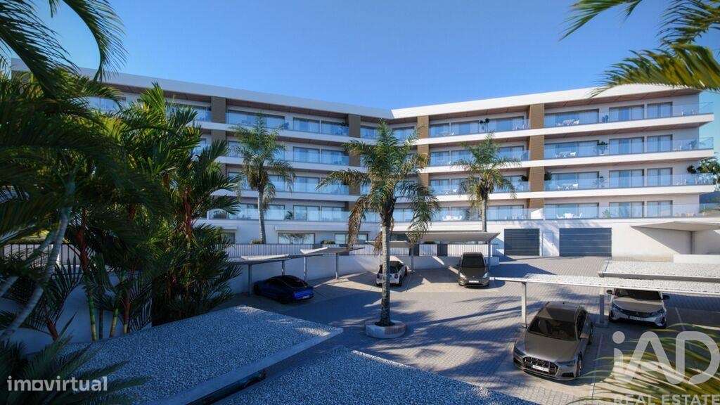 Apartamento T2 em Calheta de 184,00 m2 - Grande imagem: 3/15