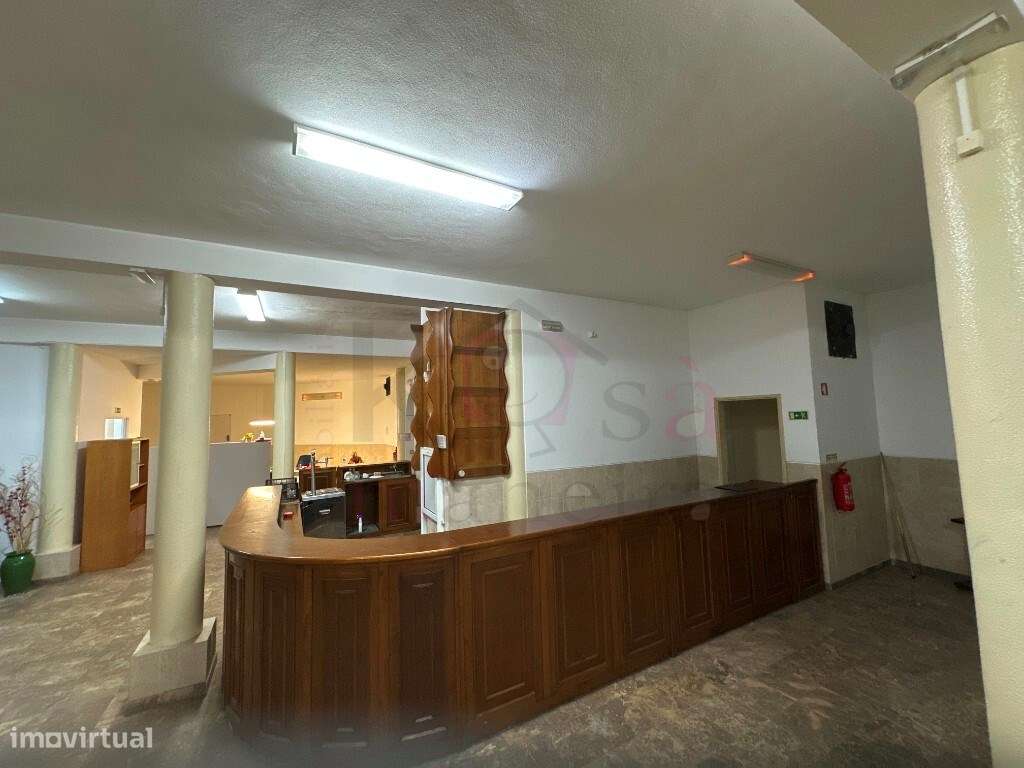 Prédio a venda com restaurante e habitação, à venda em SInes-15