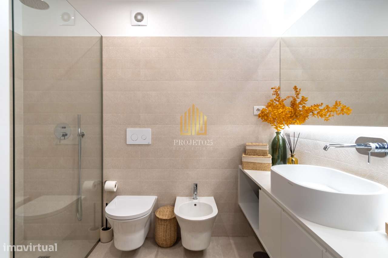 Luxuoso T2 Green Terrace, com grande varanda, zonas verdes e jardins.-37