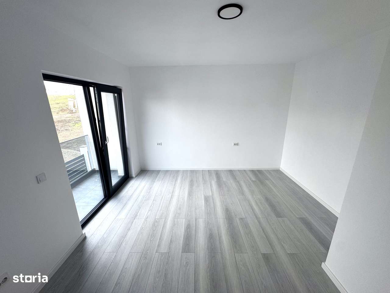 Proiect nou! CANALIZARE! Incalz in pard! Vila 4 camere Miroslava-7