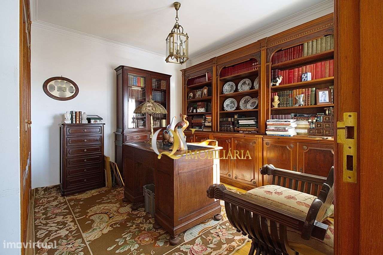 Excelente Moradia V4 para venda sita nos Jardins da Parede-50