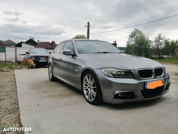 Dezmembrez BMW seria 3 E90 facelift 2010 - 2