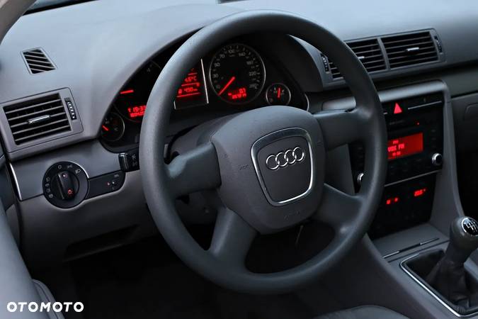 Audi A4 2.0 TDI - 34