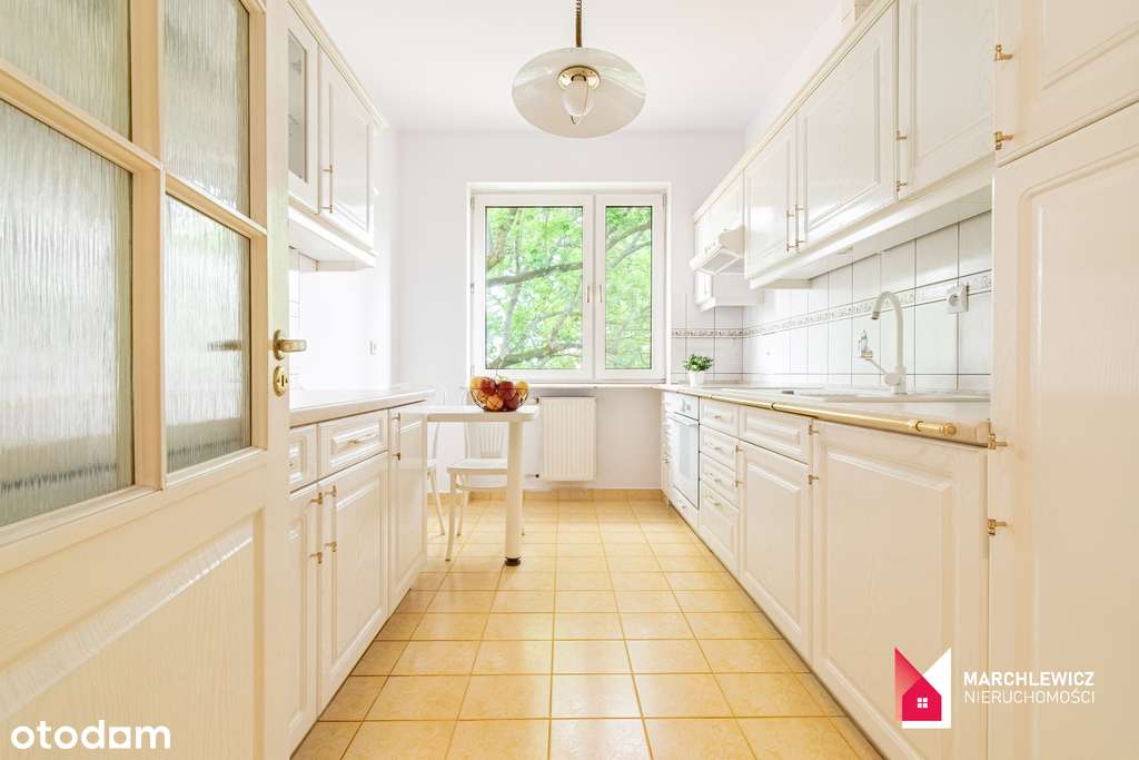 Bydgoska 12 -kort tenisowy, sauna, zamknięty teren-10