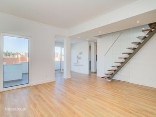 Duplex em último piso totalmente renovado a estrear, pronto a habitar. - Grande imagem: 2/34