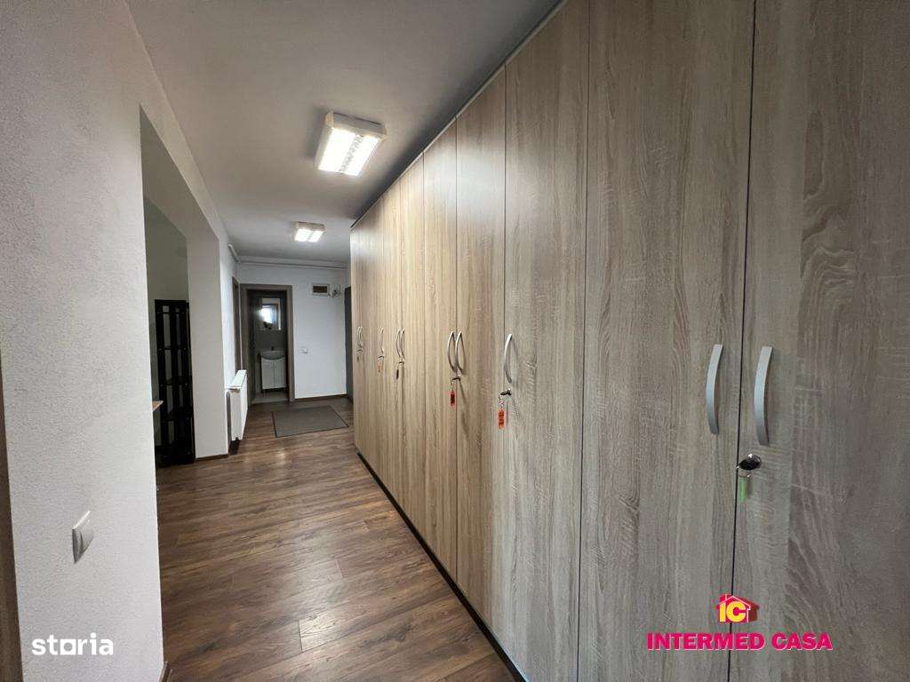 Apartament 3 camere zona Calea Cisnadiei-3
