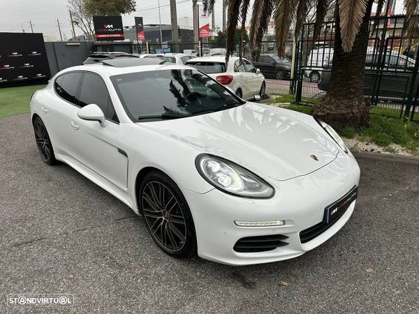 Porsche Panamera Standard - 10