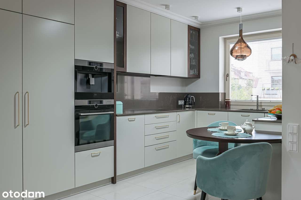 PIĘKNIE URZĄDZONY, CIEPŁY DOM SZEREGOWY, PO REMONCIE, Z WYPOSAŻENIEM. - Pełny obrazek: 4/19