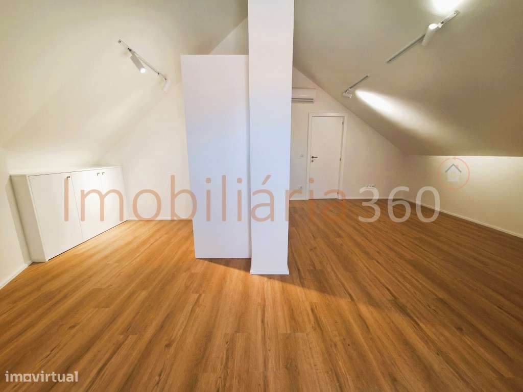 **Apartamento T2 Duplex Novo com Terraço em Matosinhos**-14