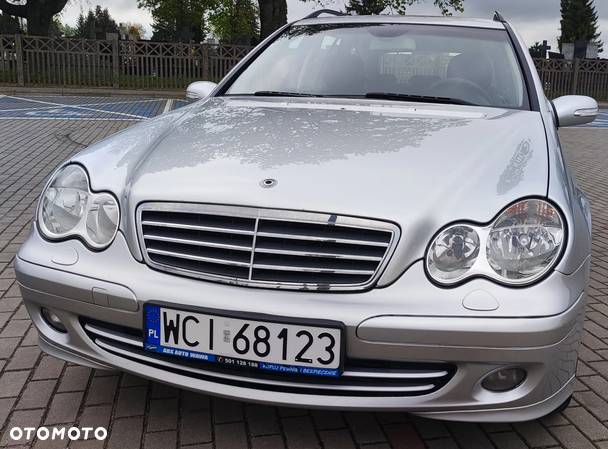 Mercedes-Benz Klasa C 180 T Kompr Classic - 2