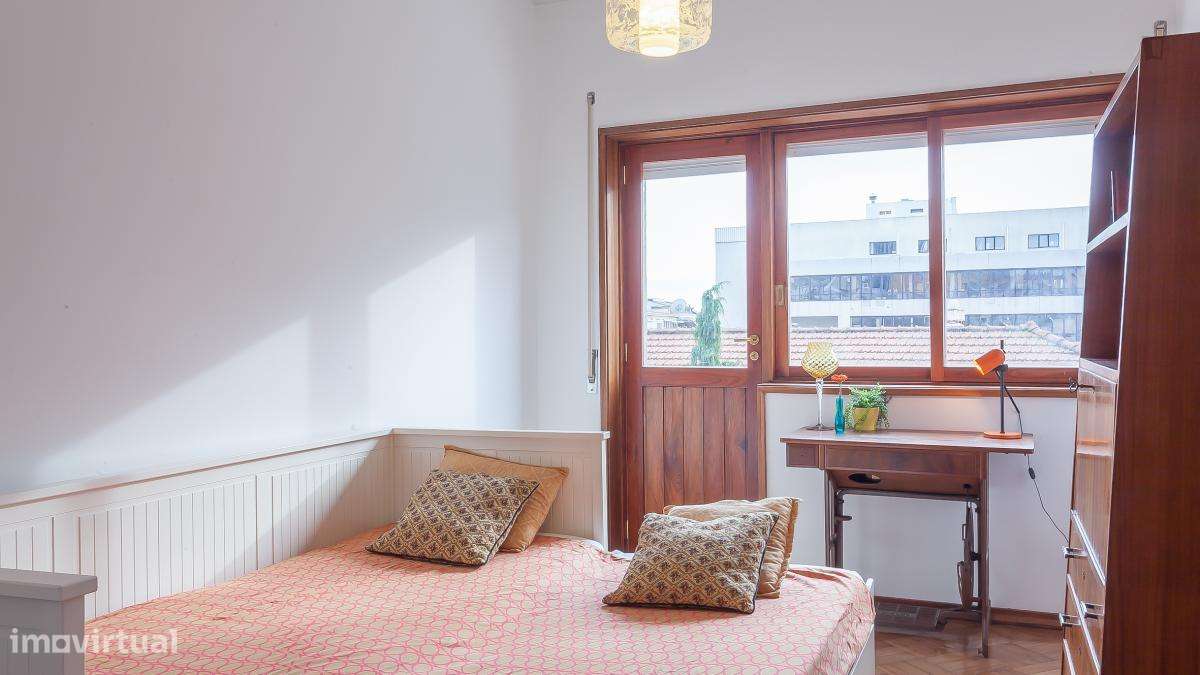 Quarto - localizado em Massarelos Porto - Grande imagem: 3/45