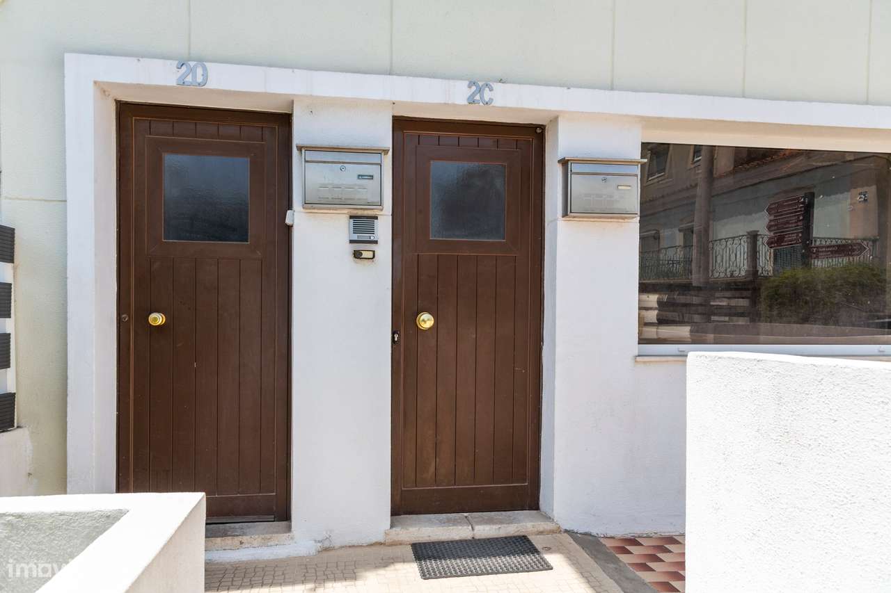Prédio para Investimento em Cacilhas-8