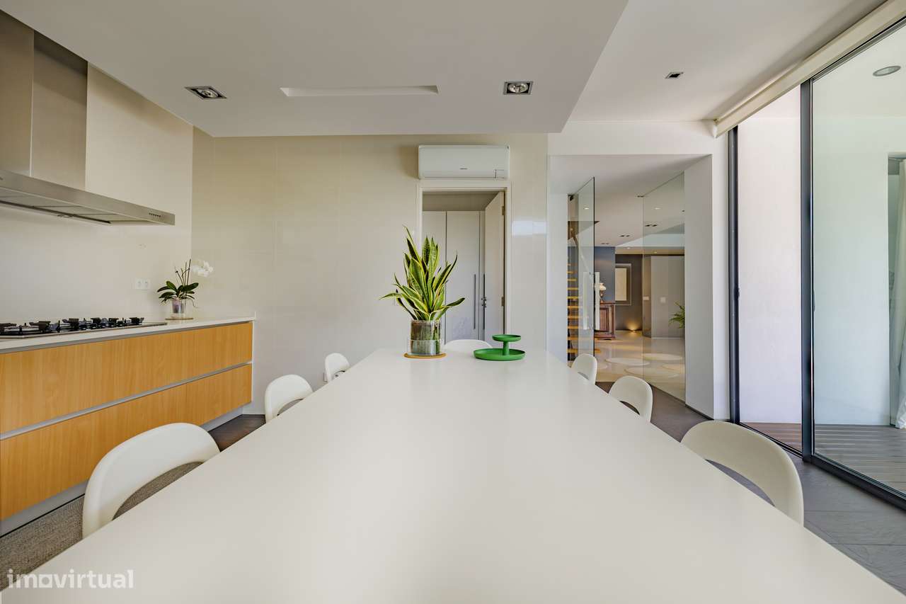 Moradia isolada T6 lote de 1002m2 piscina Sesimbra-32