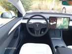 Tesla Model 3 - 9