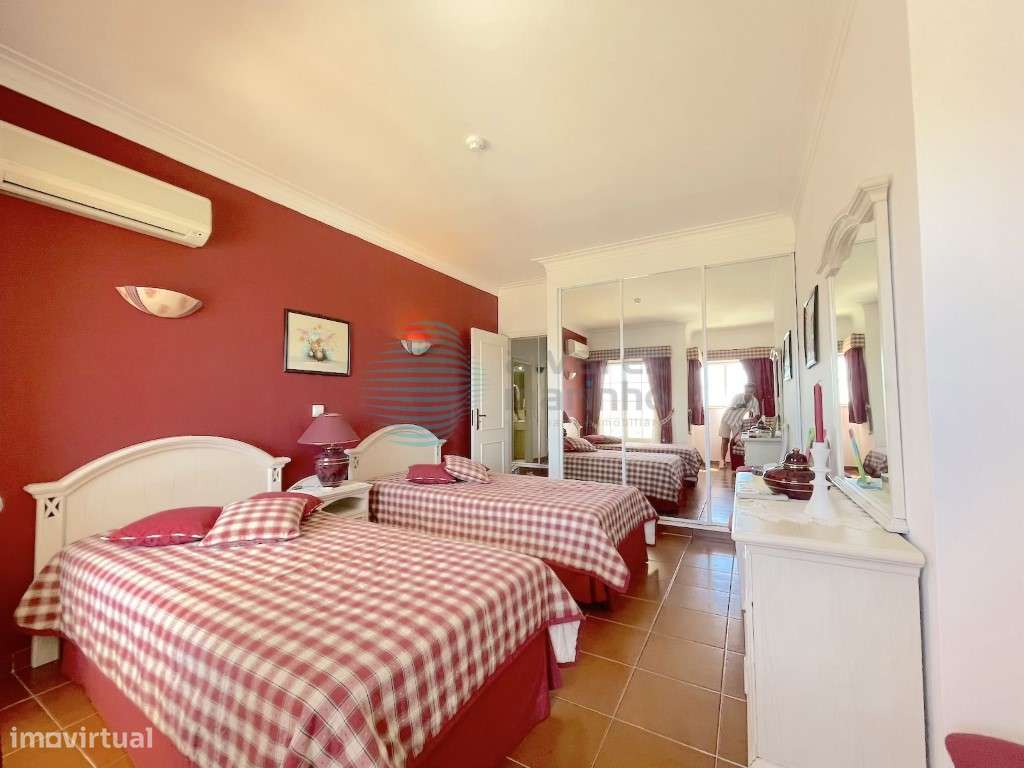 Penthouse 4 assoalhadas com uma área de 232m2, terraço 107m2, Vau, ...-38