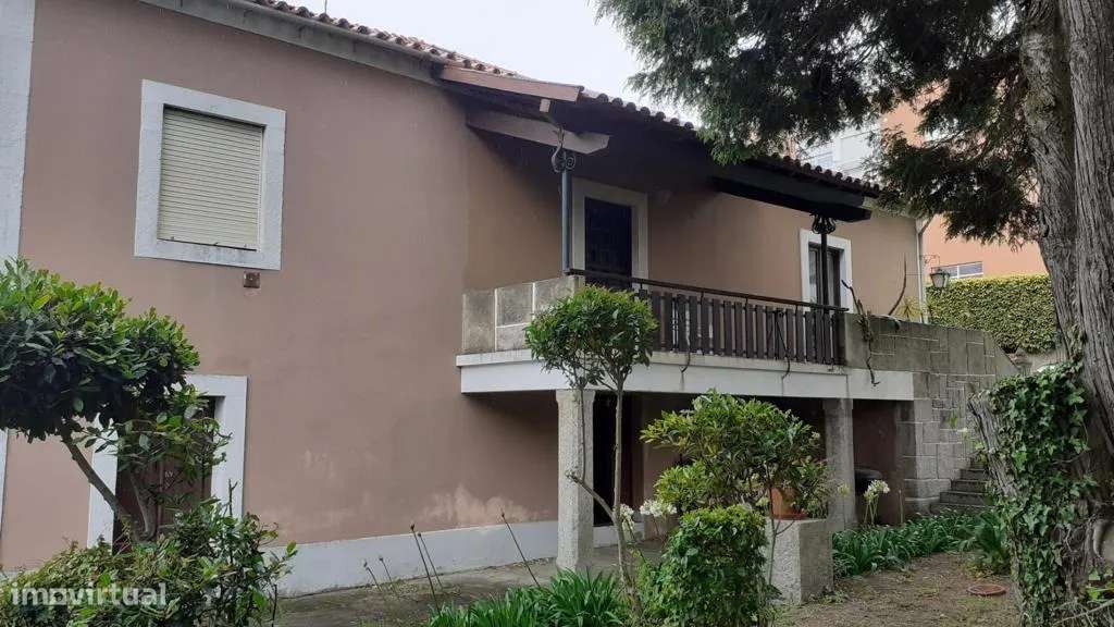 MORADIA T4 NO CENTRO DA CIDADE DE VIANA DO CASTELO COM TERRENO - Grande imagem: 4/20